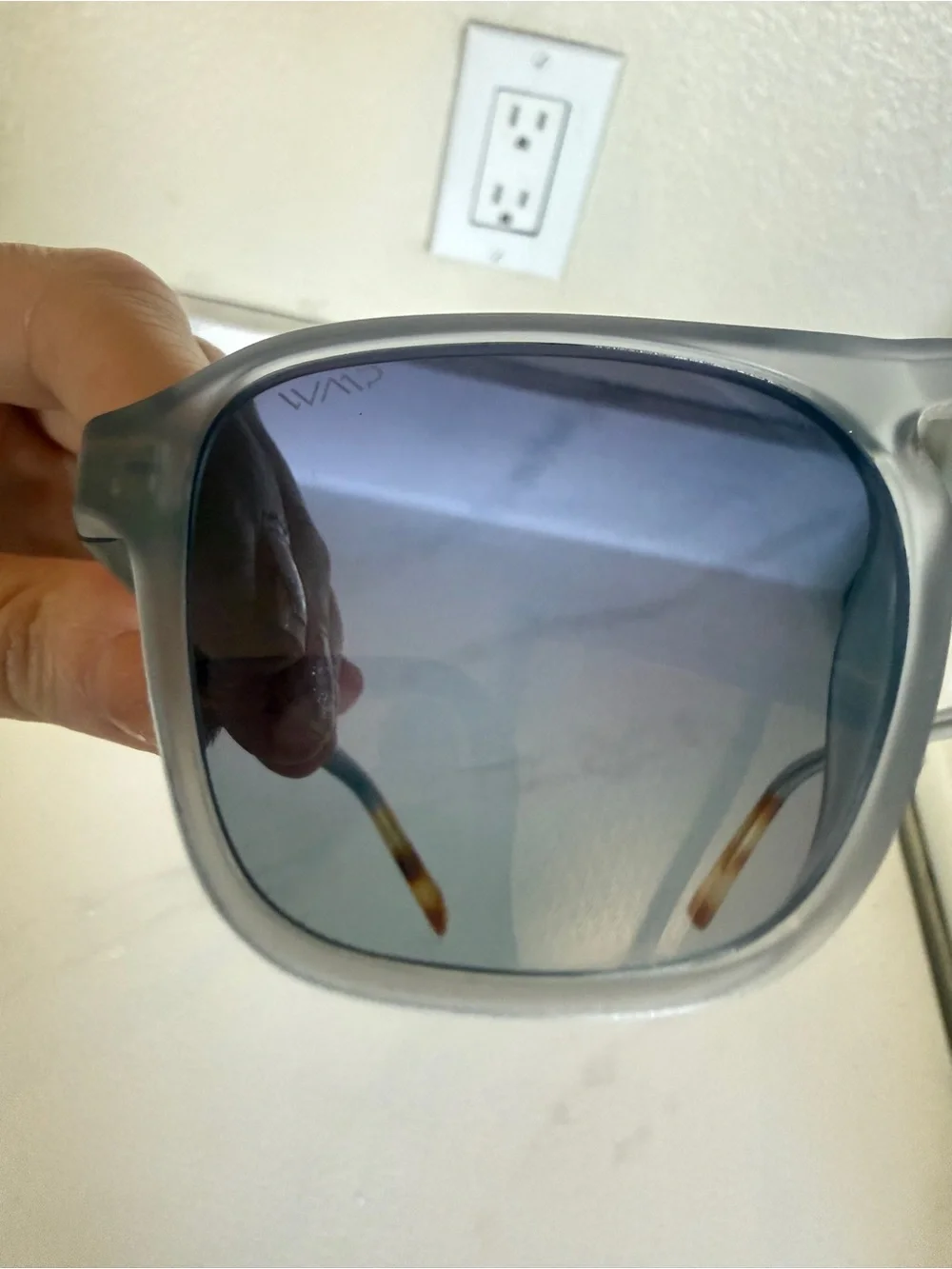 WearMe Pro Emerson Men's Polarized Aviator Sunglasses, Square Frame UV400 unisex